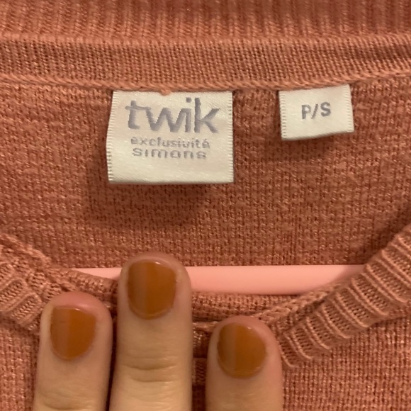 Pink Sweater with Ruffles - Picture 3 of 3